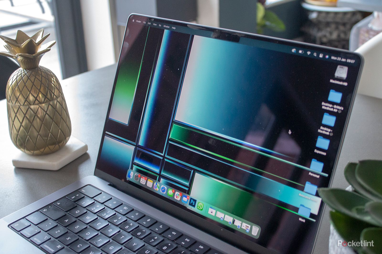 【YUKI】MacBook Pro 美品／Office2019 6489836cv11d.jpg