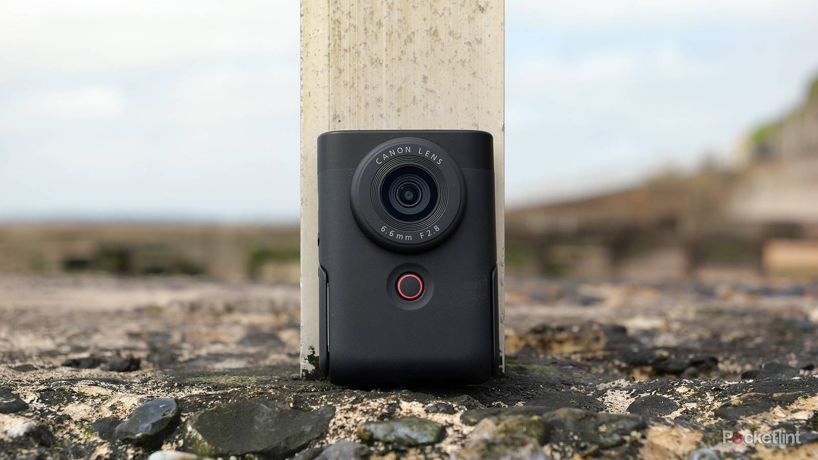 Canon PowerShot V10 review: A vlog camera in dire need of an audience