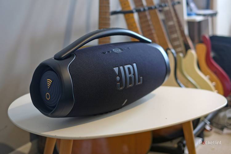 Jbl Boombox Jbl Or Ue Speakers JBL Boombox UE Hyperboom: Which