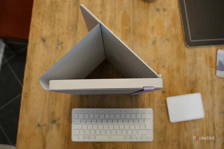 Logitect Case Logitech Casa review: A one-stop office