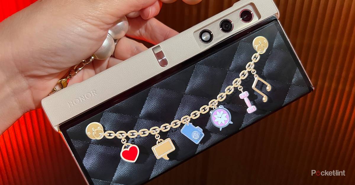 honor-v-purse-6.JPG?w=1200&h=