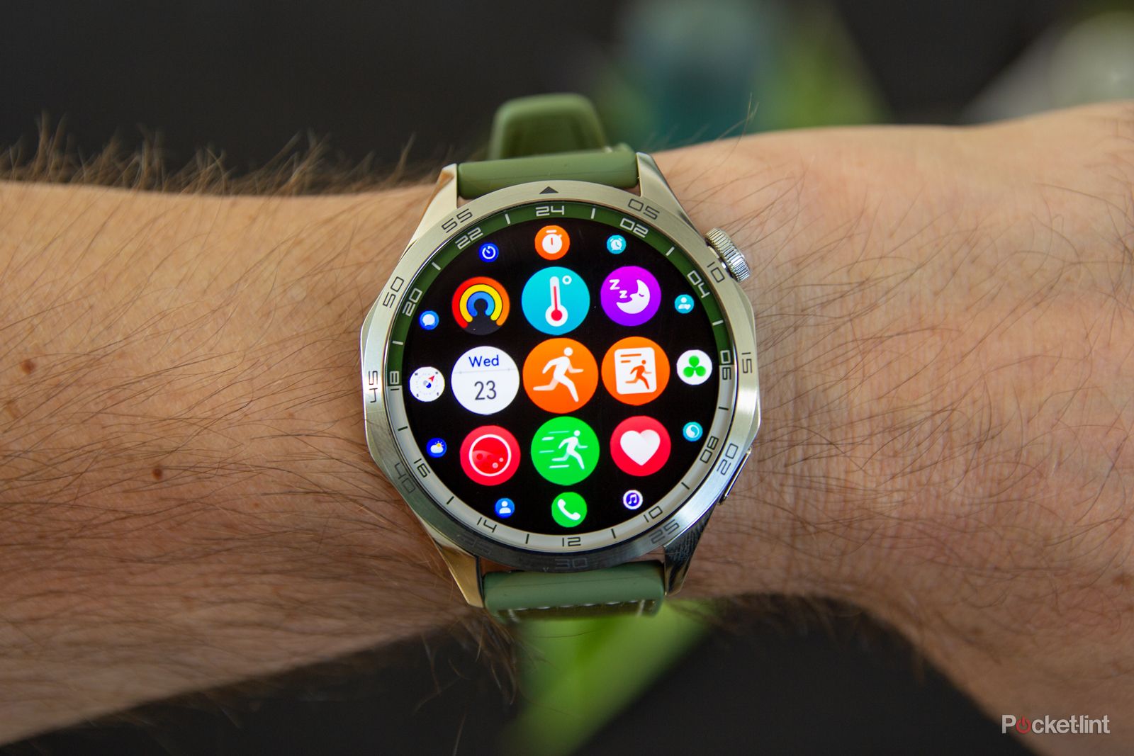 I love the attention to detail on the Huawei Watch GT4, let