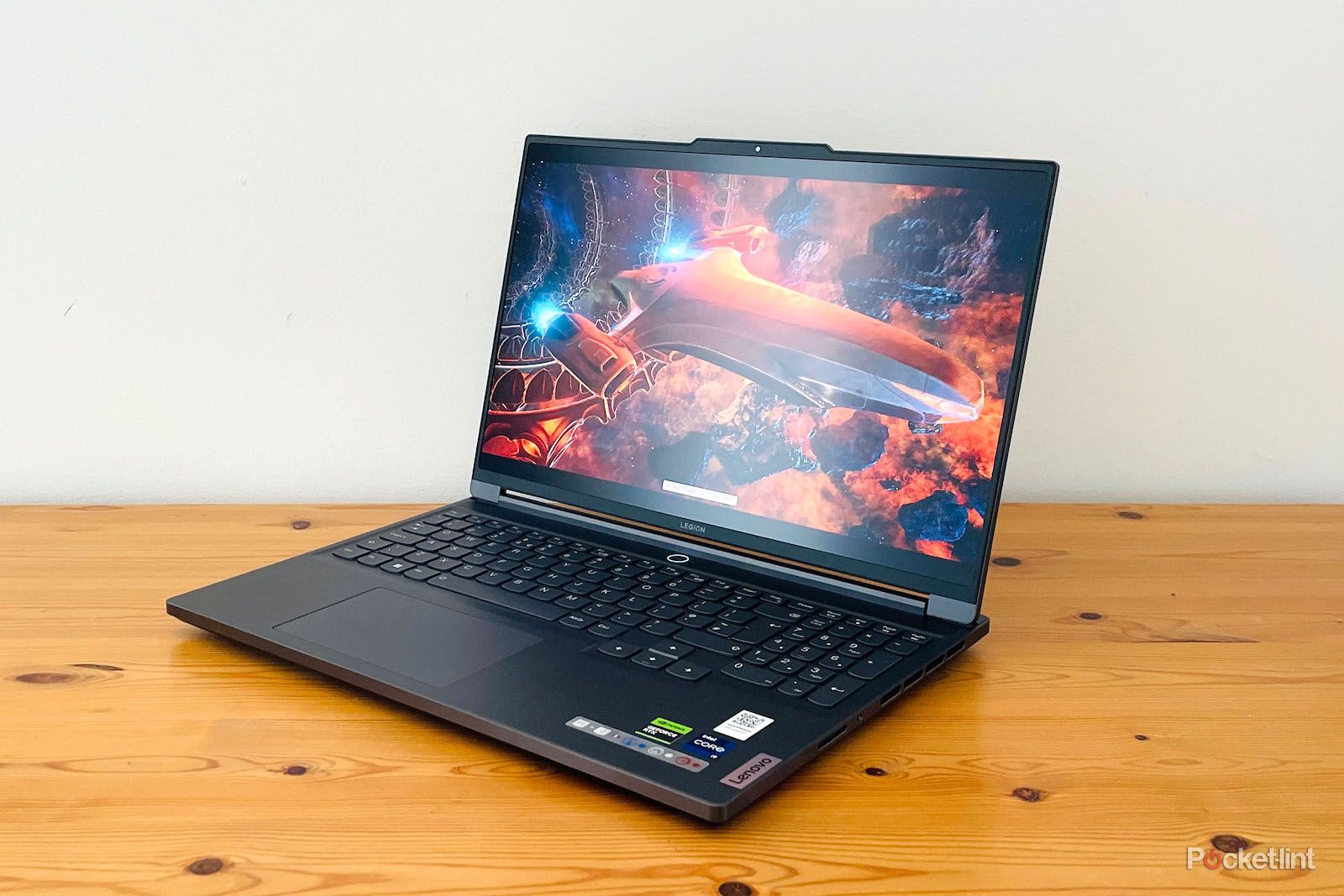 lenovo-legion-slim-7i-2.jpg