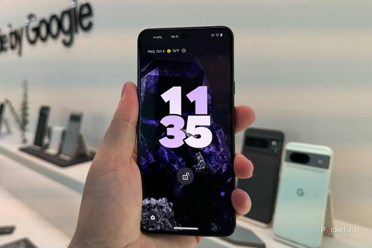 Google Pixel 8 vs Pixel 7a: What's the difference?