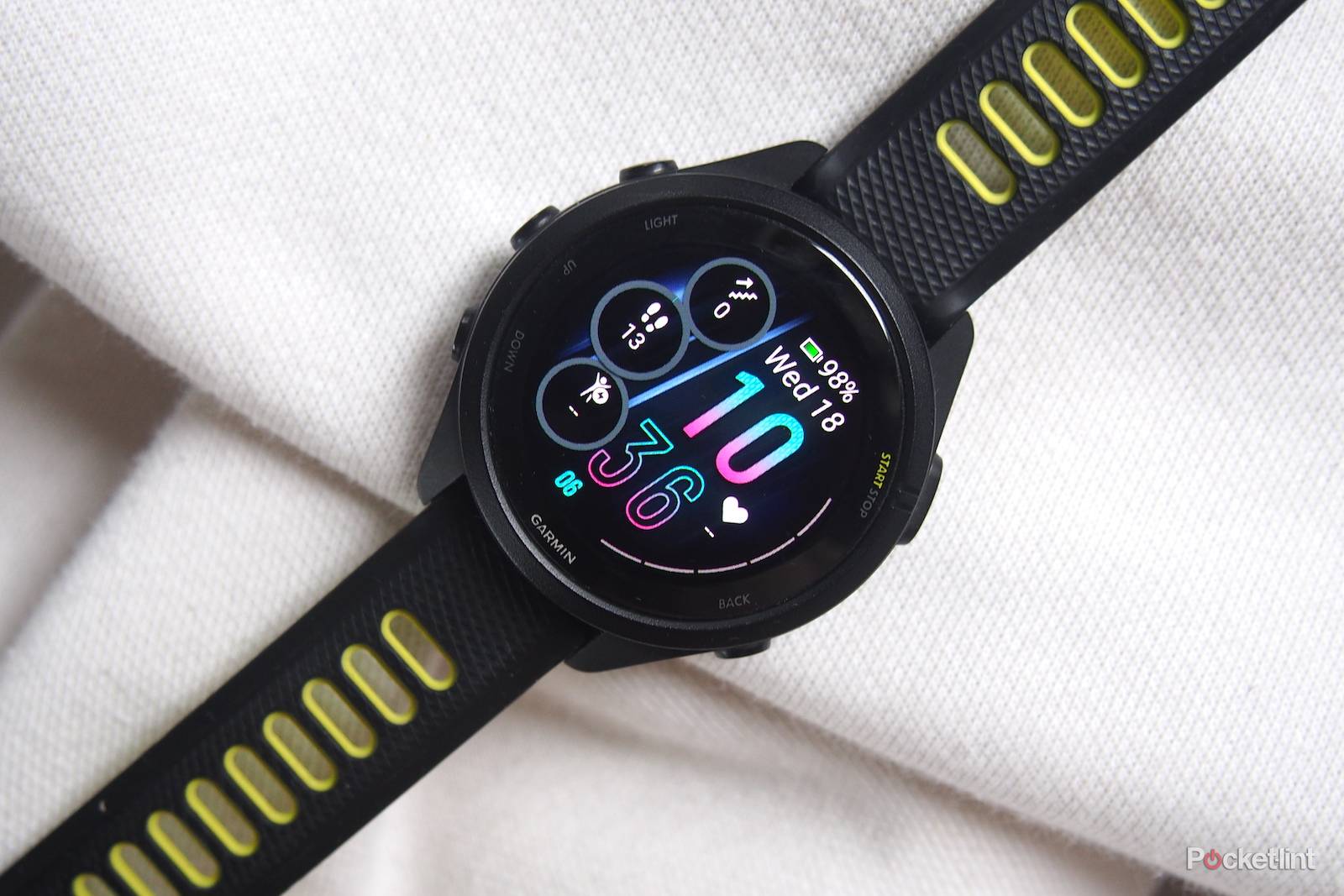 garmin-forerunner-265s-1.JPG?w