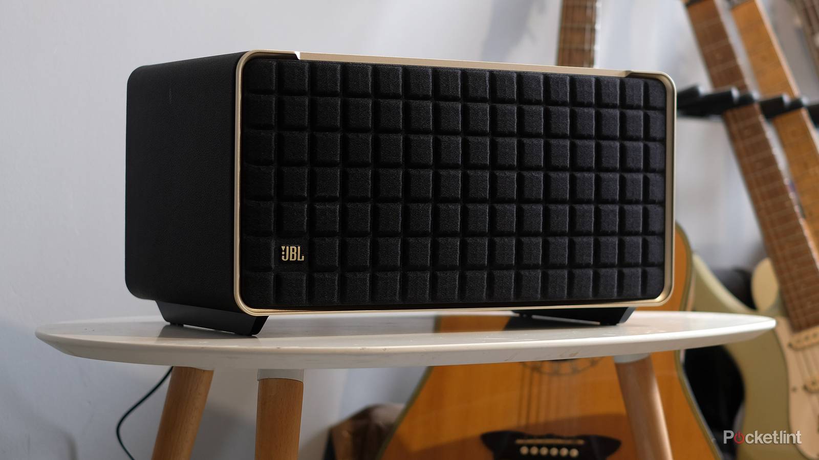 JBL Authentics 500 review: Loud, bassy, but not enough refinement