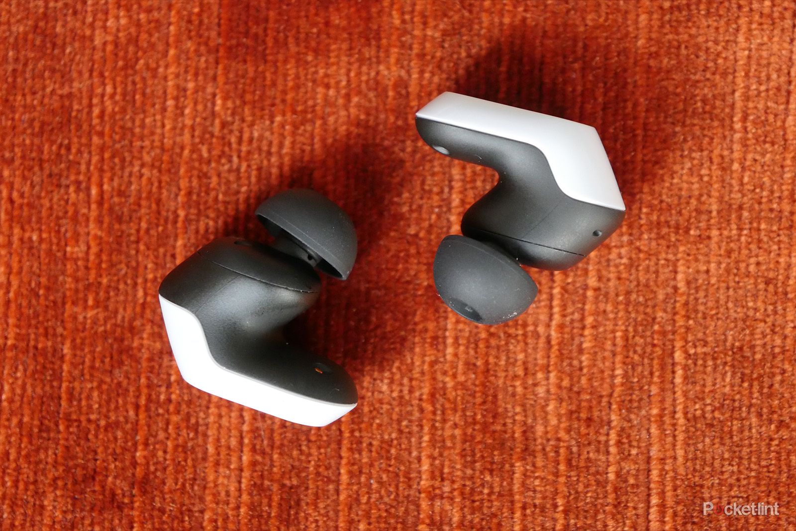 Sony's gaming earbuds aren't the one-stop shop I was hoping for
