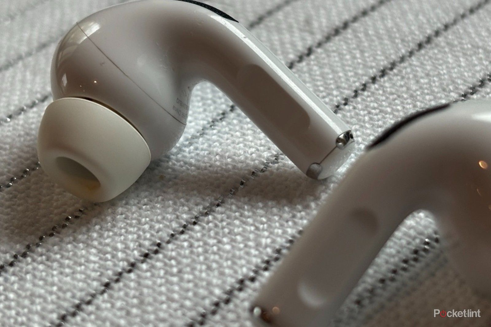 AirPods Pro 2 notch on the side