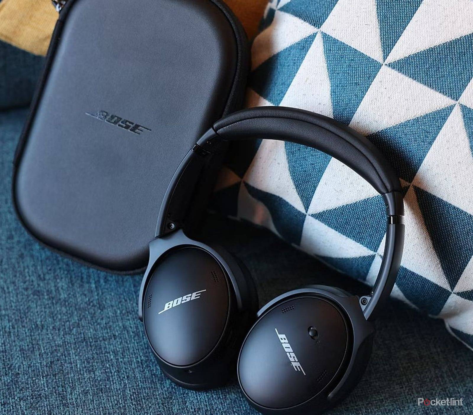Bose Quietcomfort Best Noise Cancelling Headphones Under $100