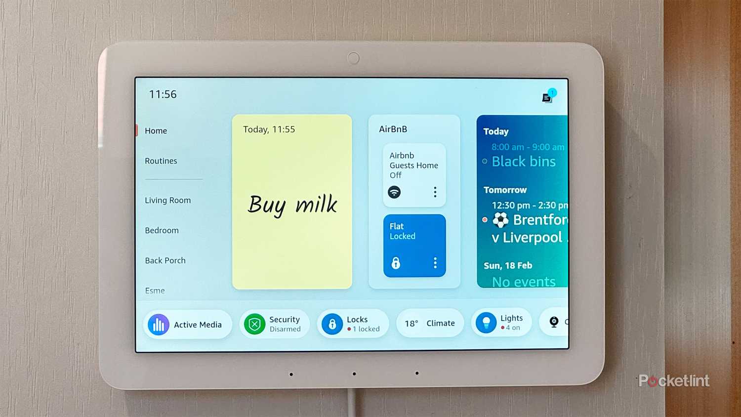 The Echo Hub features a sticky note feature for jotting down notes everyone can see.