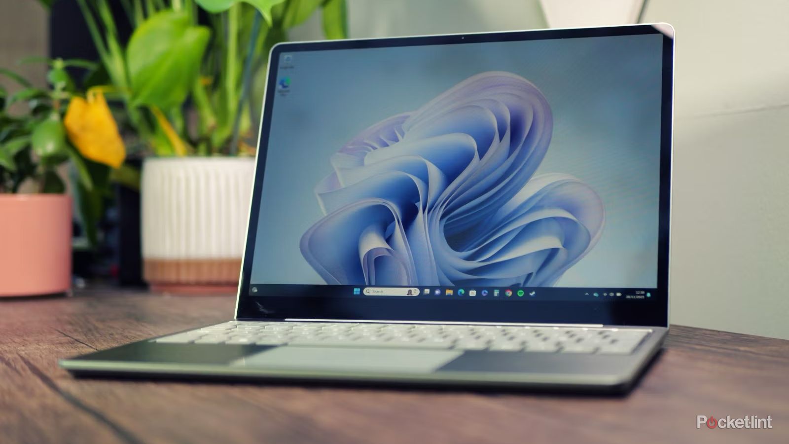 Microsoft Surface Laptop Go 3 review: Stunning, but bad price