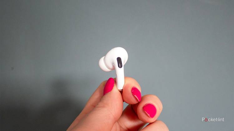 AirPods Pro 2nd Gen USB-C-1