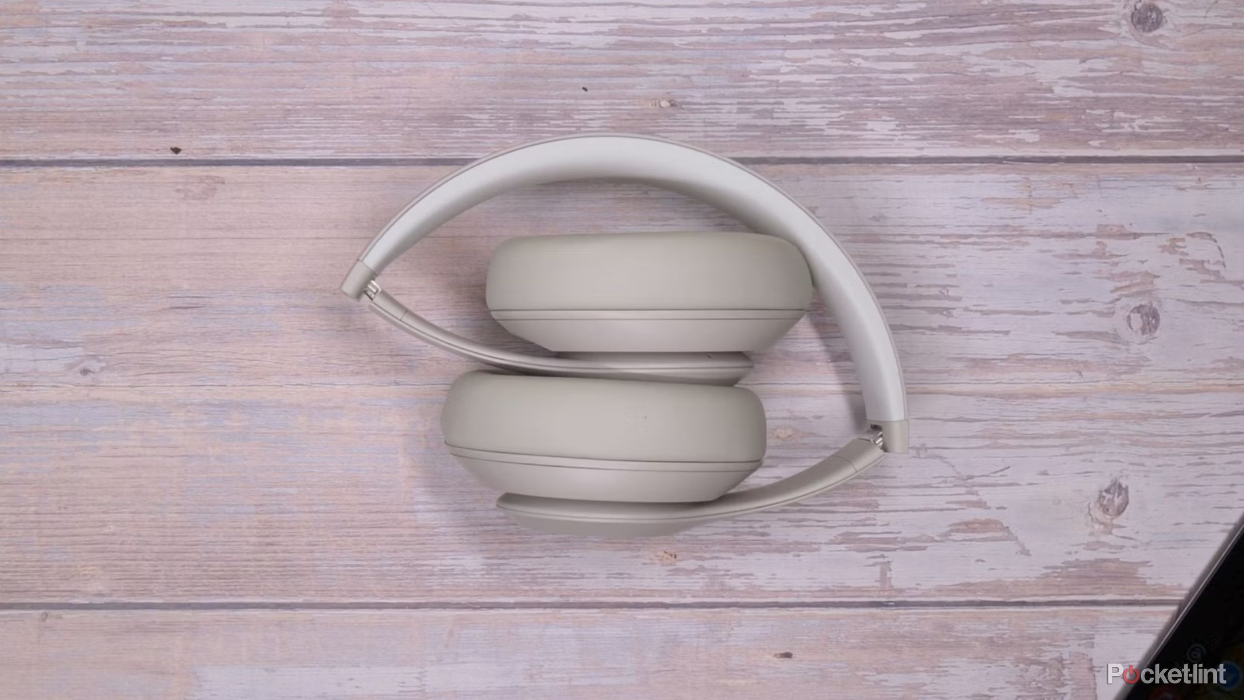 Pro Max Beats Studio Vs Apple Airpods Pro Trendy AirPods Max Alternatives