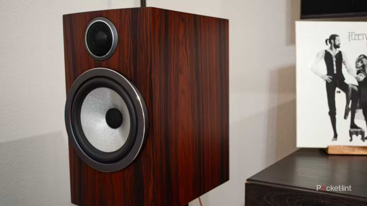 Bowers & Wilkins 706 S3 speakers