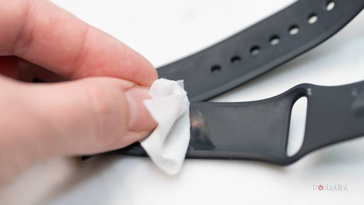 Clean Digital Watch Window How to clean your smartwatch or fitness tracker
