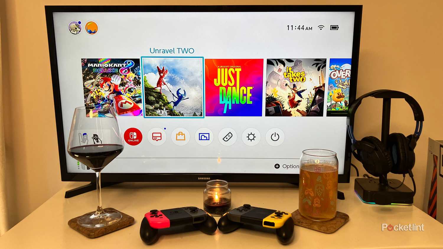 How to connect a Nintendo Switch to a TV