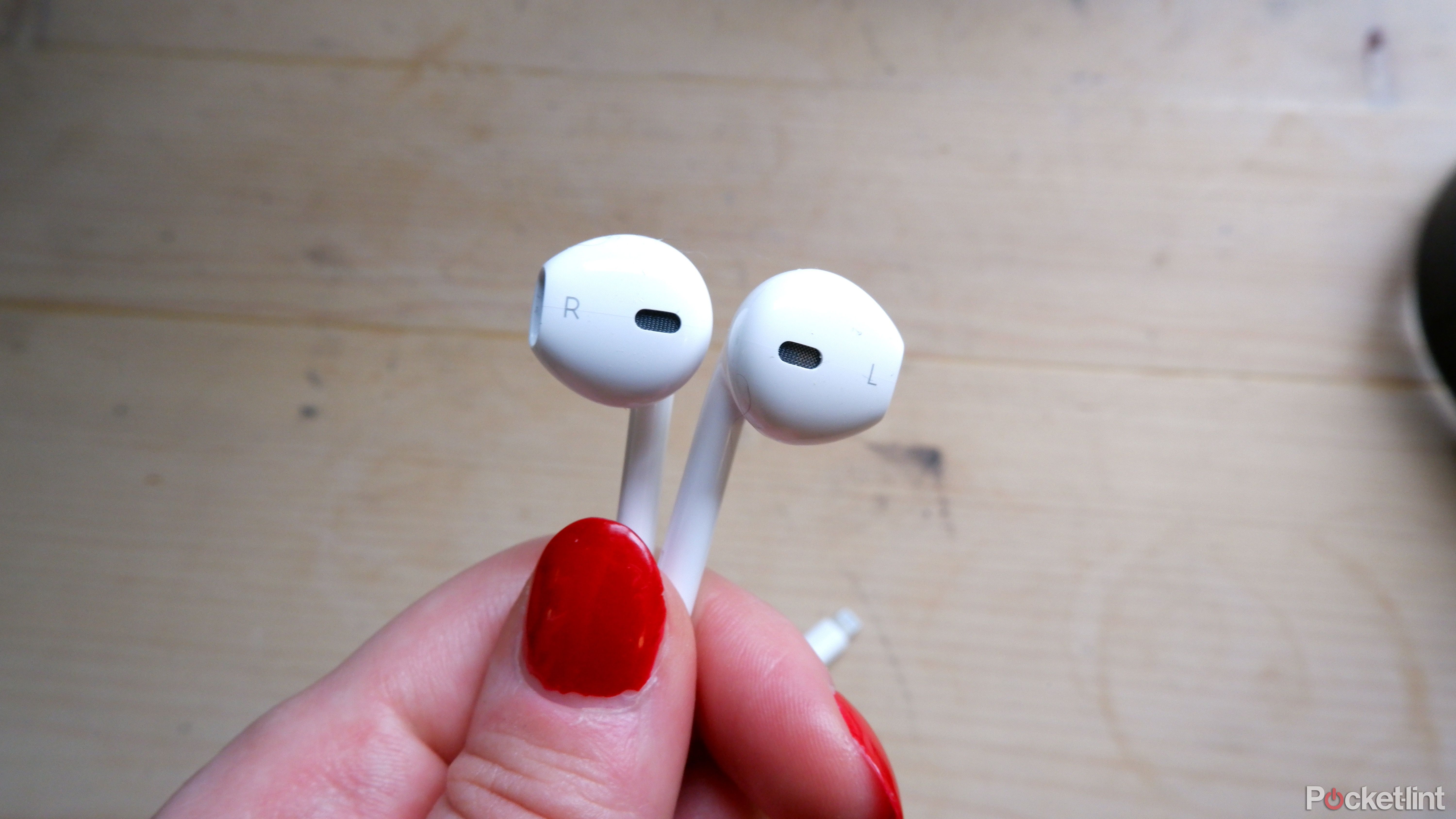 I tested popular wired headphones to find out which one had the best mic