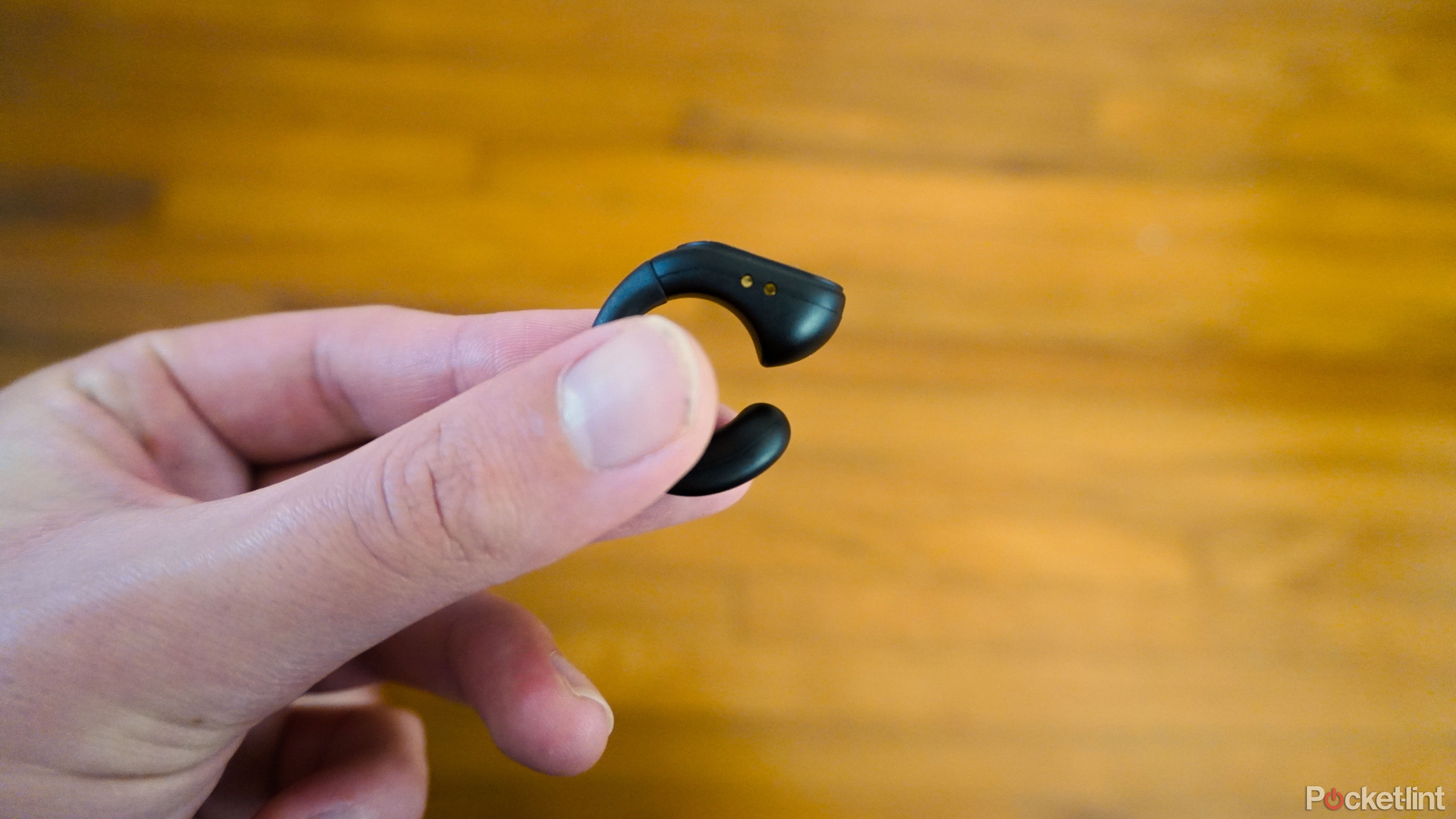 TikTok ring review: Easy doomscrolling