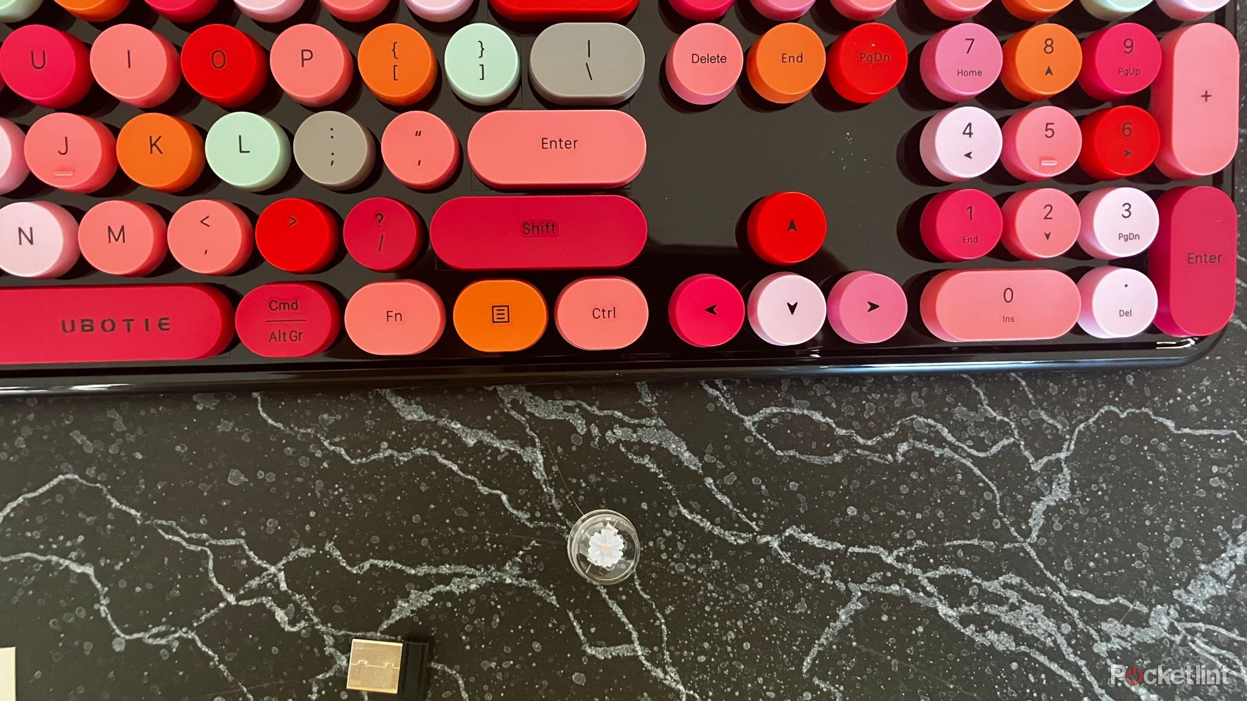Wireless, colorful, typewriter-style keyboard review
