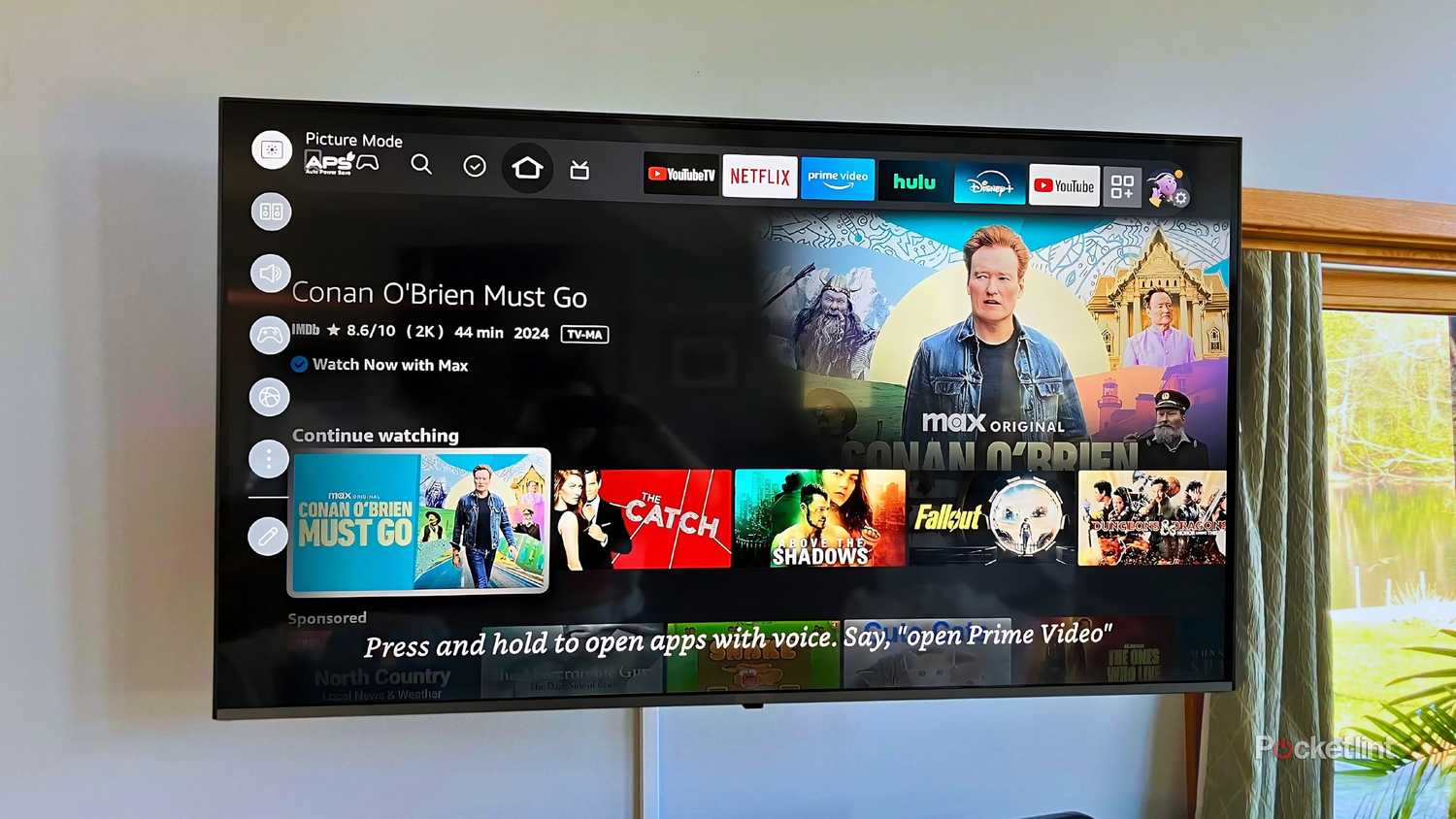 Do smart TVs have a camera?