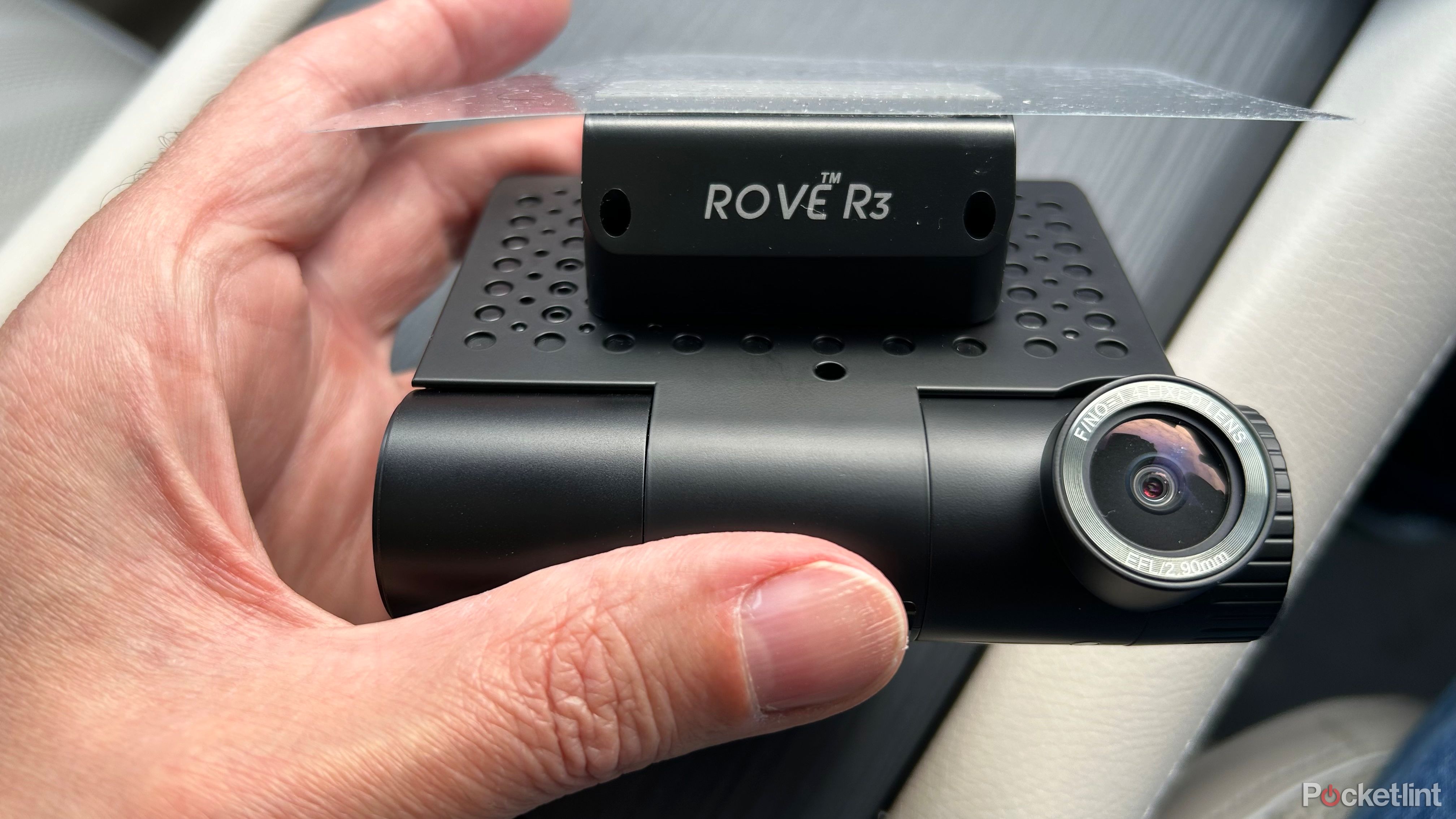Rove R3 dashcam review: One-stop safety and security