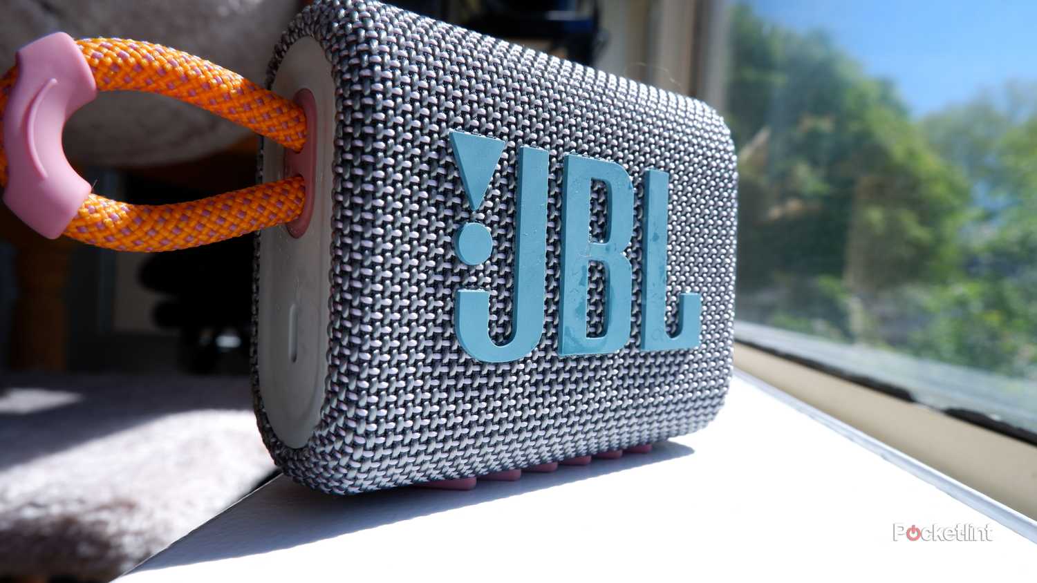4 reasons to take the JBL Go 3 to the beach over Anker's Bluetooth