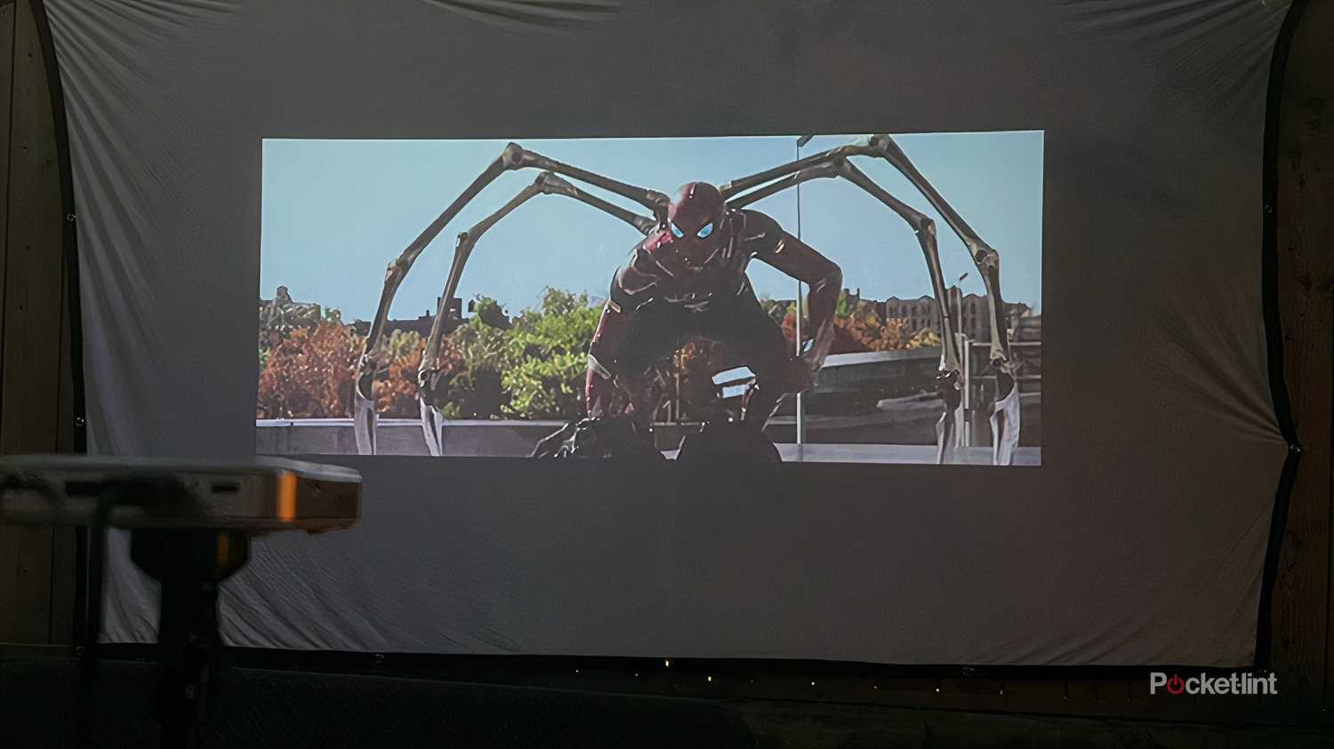 Codak Spider You can use a projector without a screen - but here's why you shouldn't