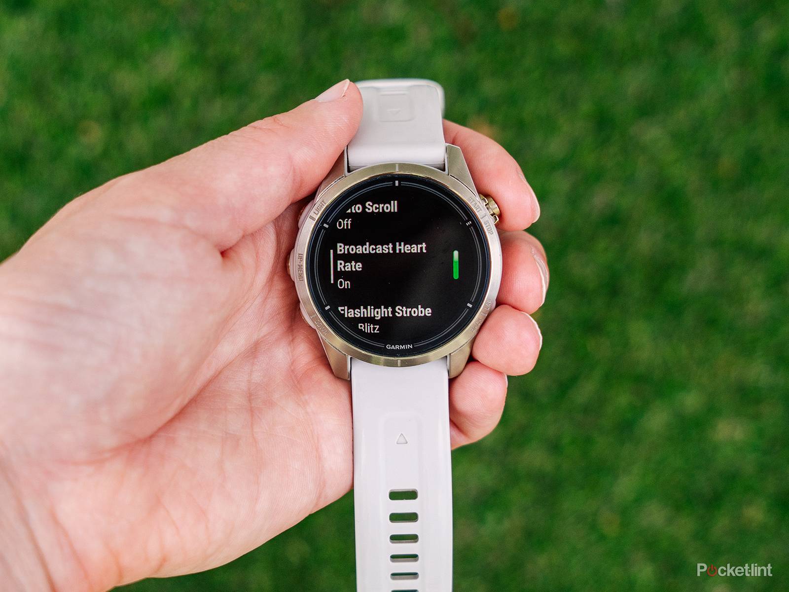 Garmin Forerunner 265 Bluetooth heart rate broadcast setting screen