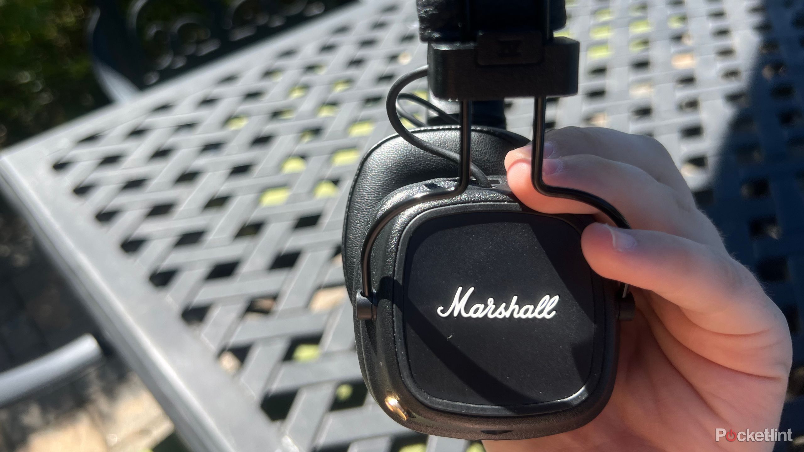 Marshall Major IV on-ear headphones review: Vintage look on a budget