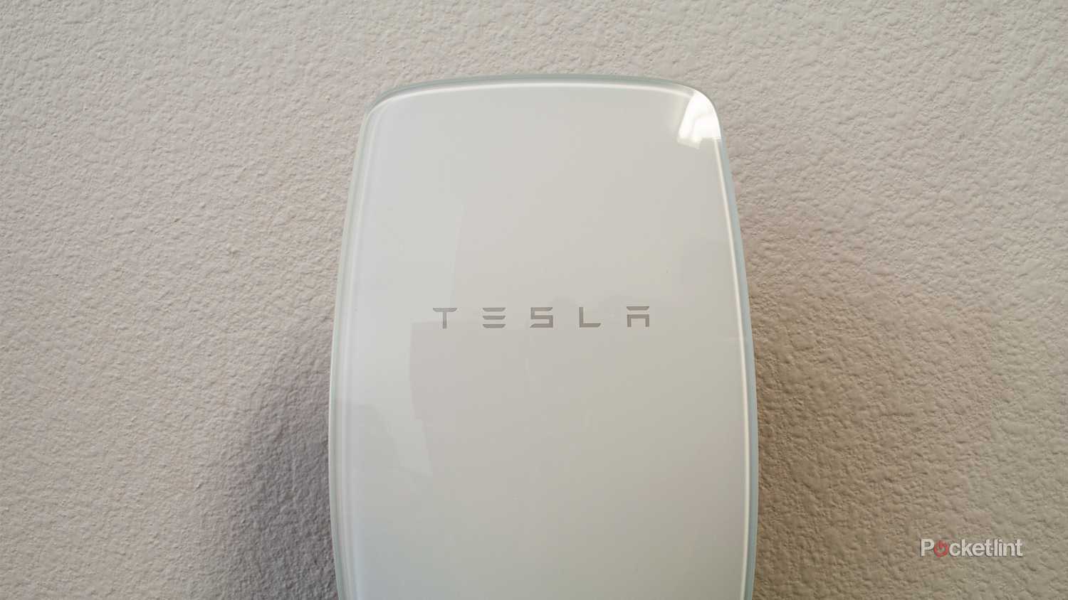 Tesla Universal Wall Connector review: Simply the best