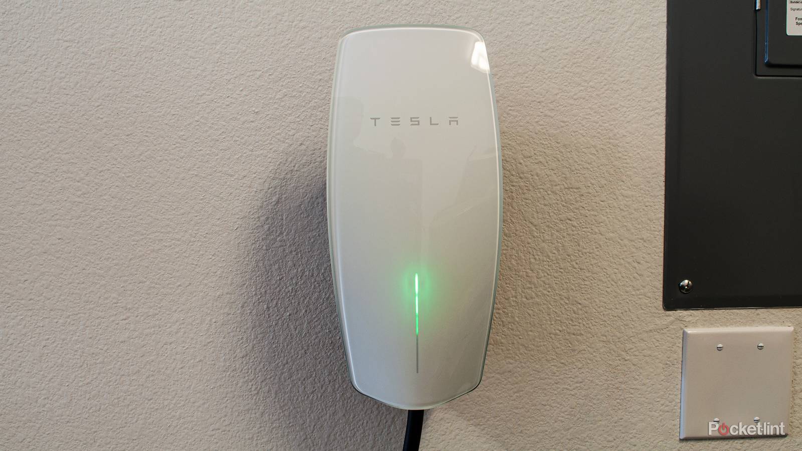 Tesla Universal Wall Connector review: Simply the best
