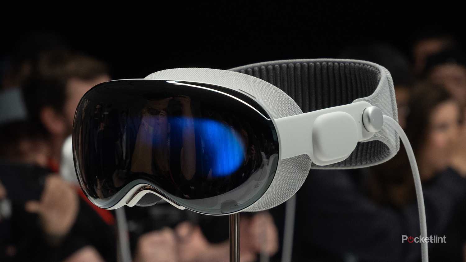 A cheaper Vision Pro isn't coming anytime soon