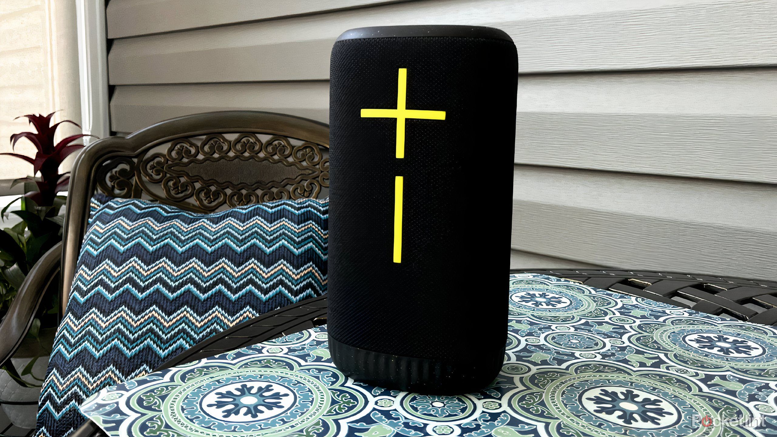 Critical Battery Ue Boom Keeps Saying Charging Please Wait Boom