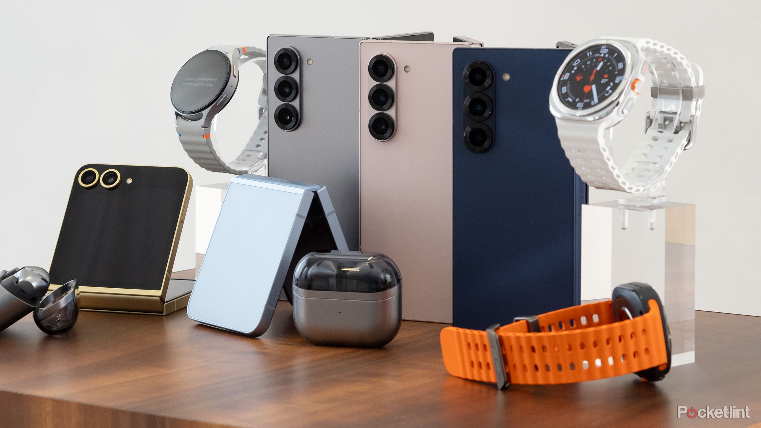 Galaxy Z Fold 6& Galaxy Watch4 セット Galaxy Z Fold 6& Galaxy Watch4 セット