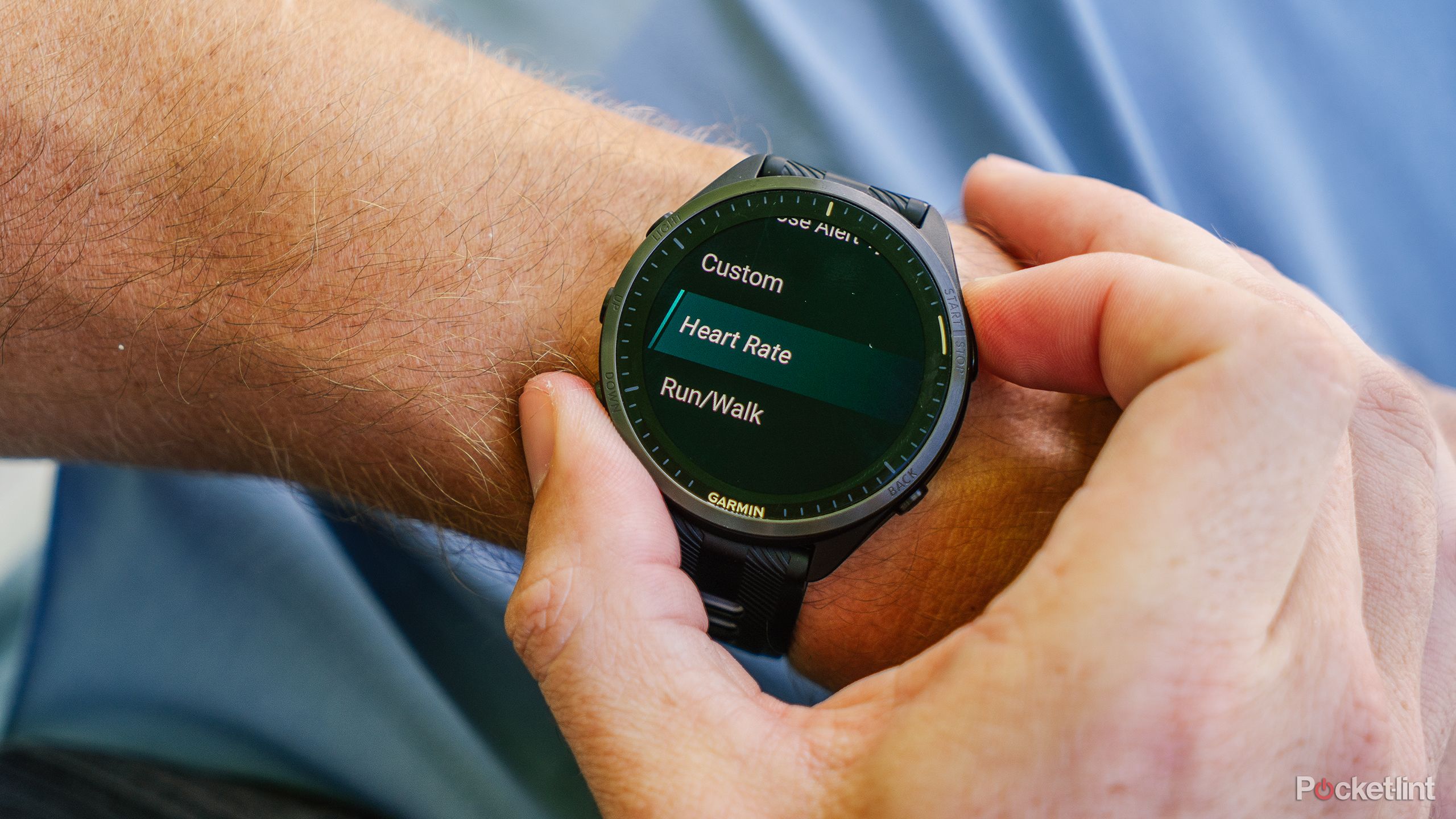 How to turn on heart rate alerts on a Garmin watch