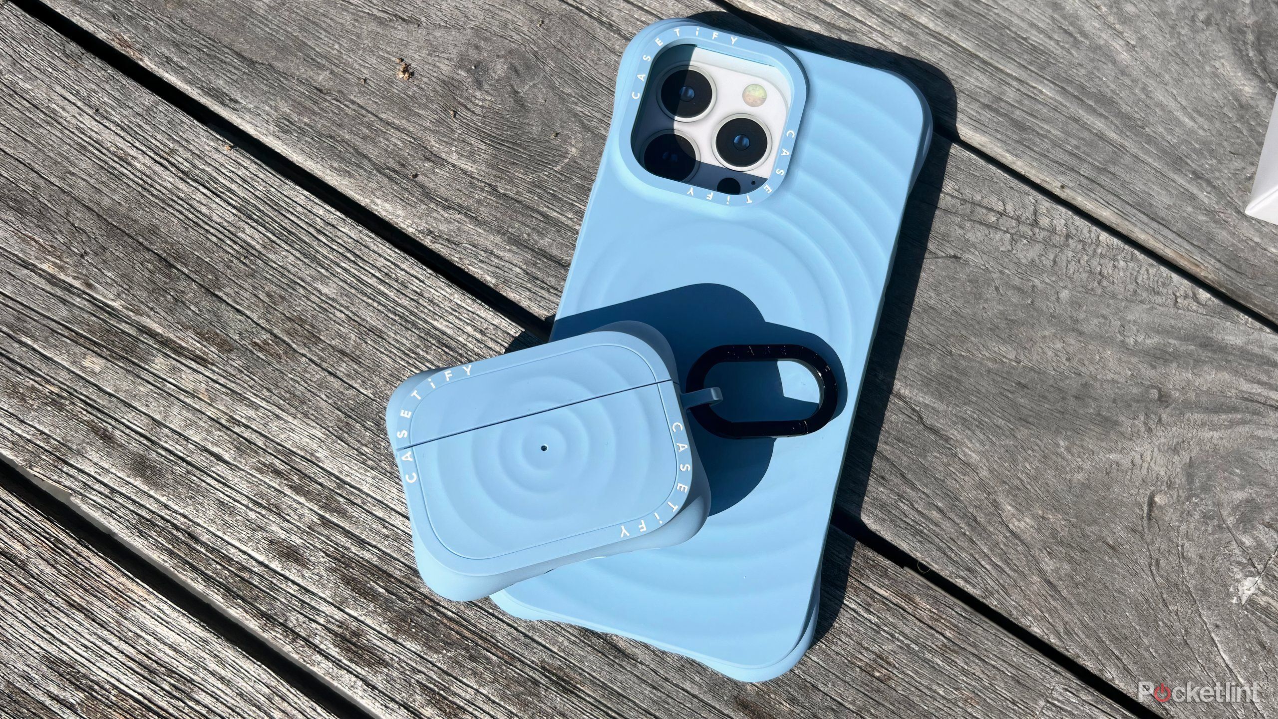 These tech accessories are my secret to the perfect fall vibe