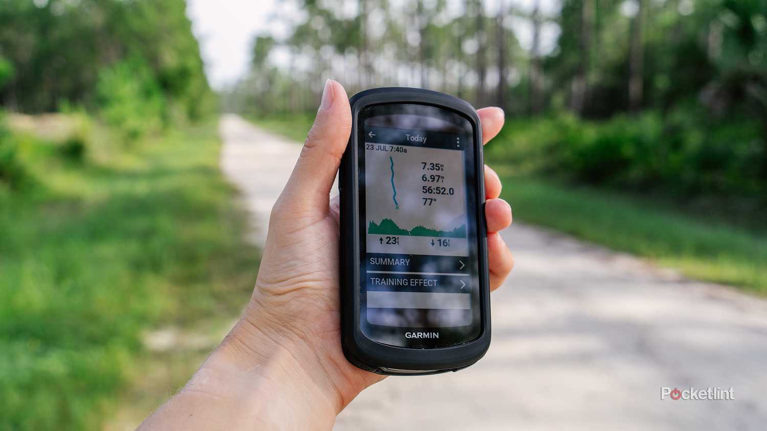 Garmin Edge 1040 Solar review: Feature-rich with an old-school display