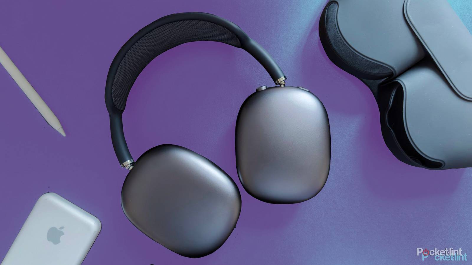 The new AirPods Max barely changed, and my wallet is grateful