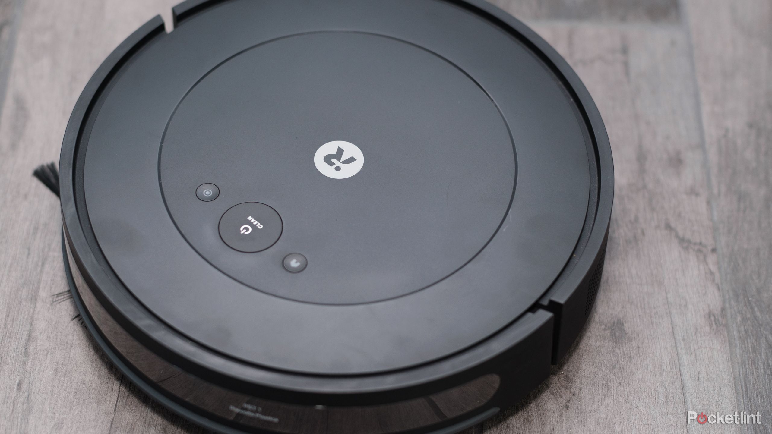 Roomba 新品未使用iRobot Combo Essential y014020_0_PCMAG?fmt=auto&$pdp-
