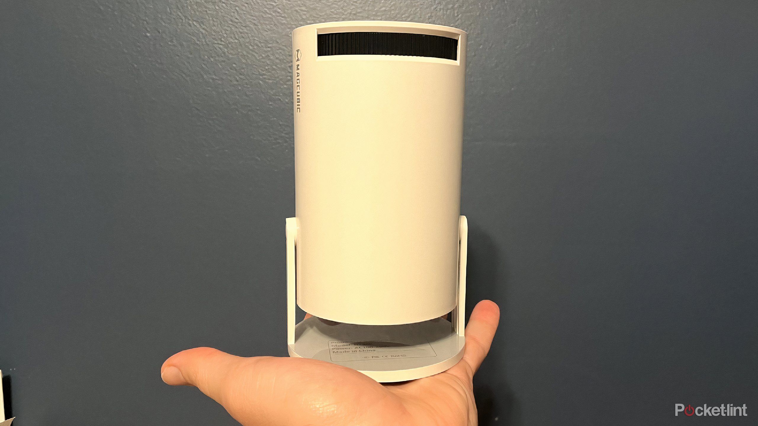 Magcubic Auto Keystone Mini Portable Projector review