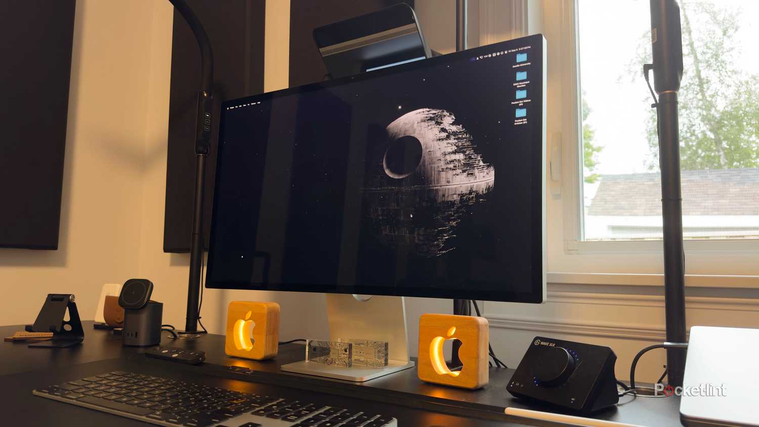 11 products for Apple workspace productivity