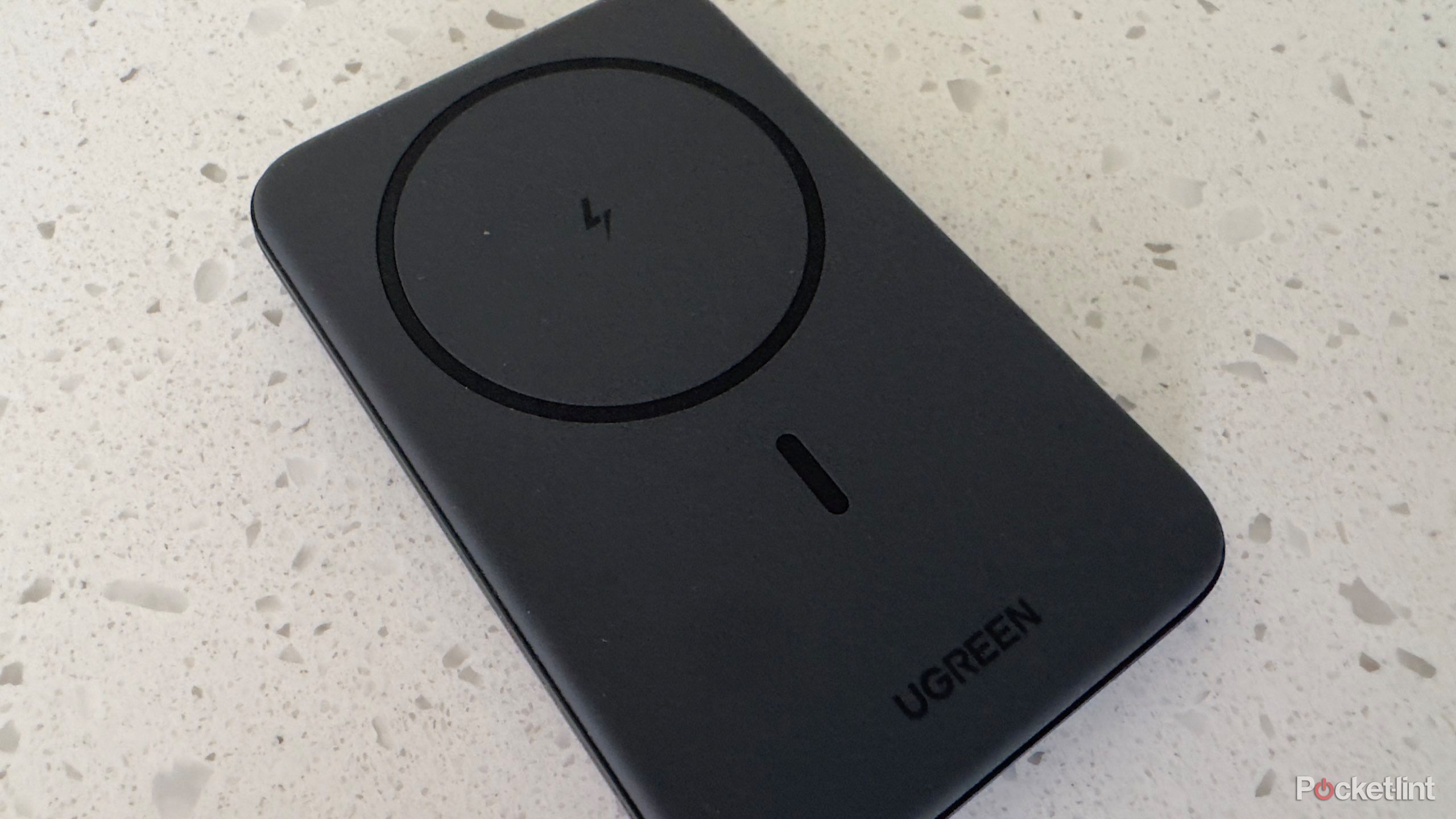 UGREEN Magnetic Power Bank review: the only battery pack you need