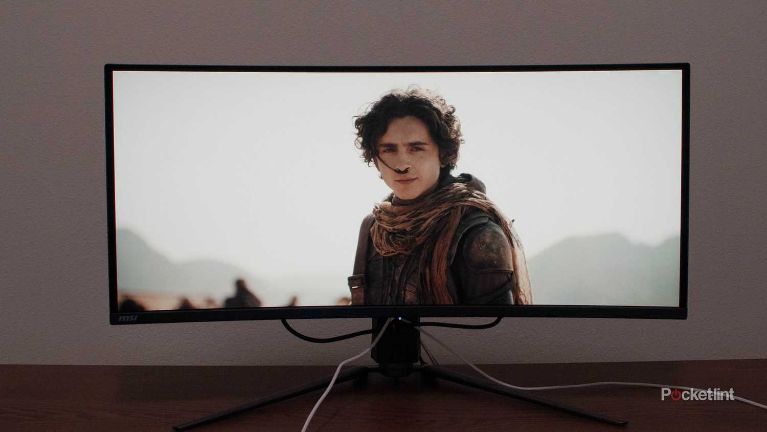 Watching Dune on the MSI MPG 341CQPX.