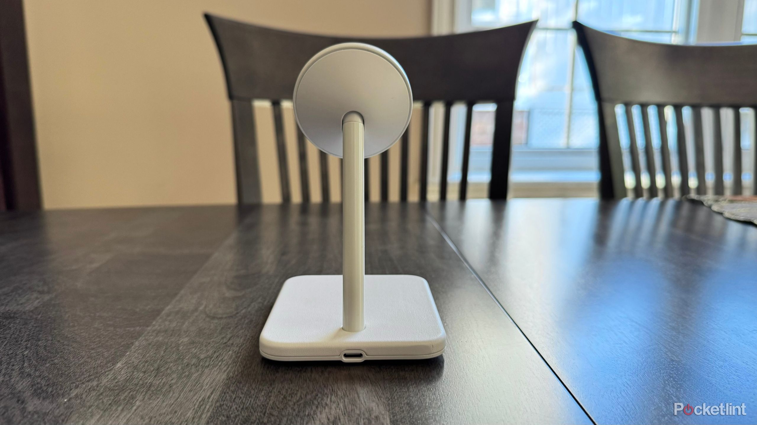 The Twelve South HiRise 2 Deluxe review: more than just a Qi2 charger