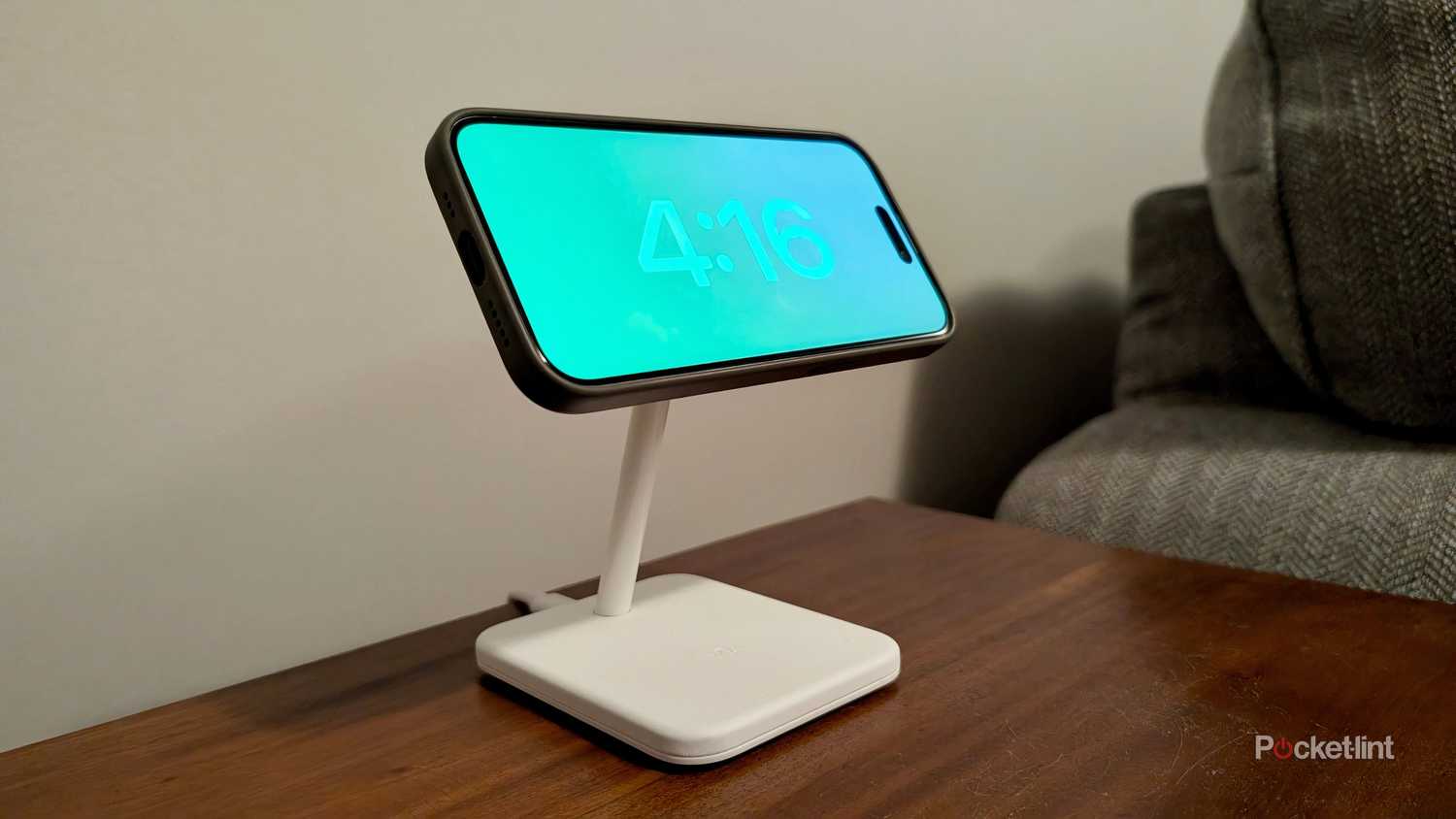 The Twelve South HiRise 2 Deluxe review: more than just a Qi2 charger