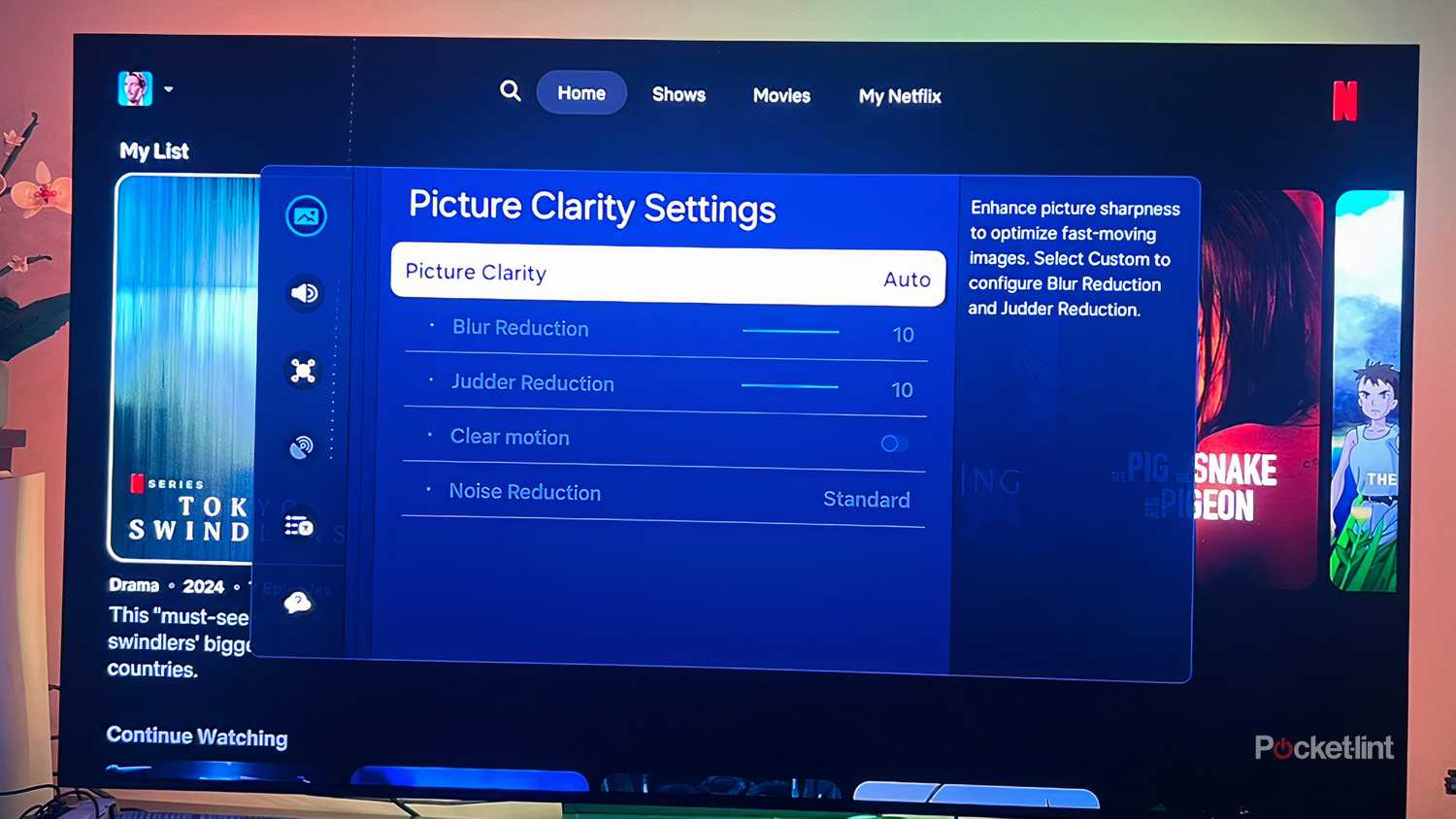 The Picture Clarity settings menu on a Samsung OLED TV.