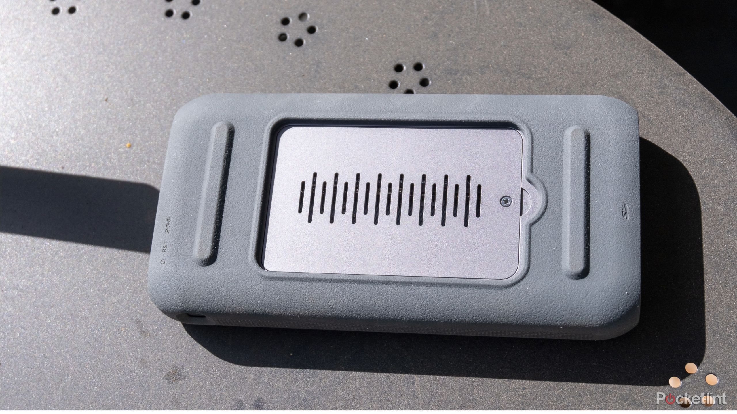 UnifyDrive UT2 review: pocket-sized powerhouse