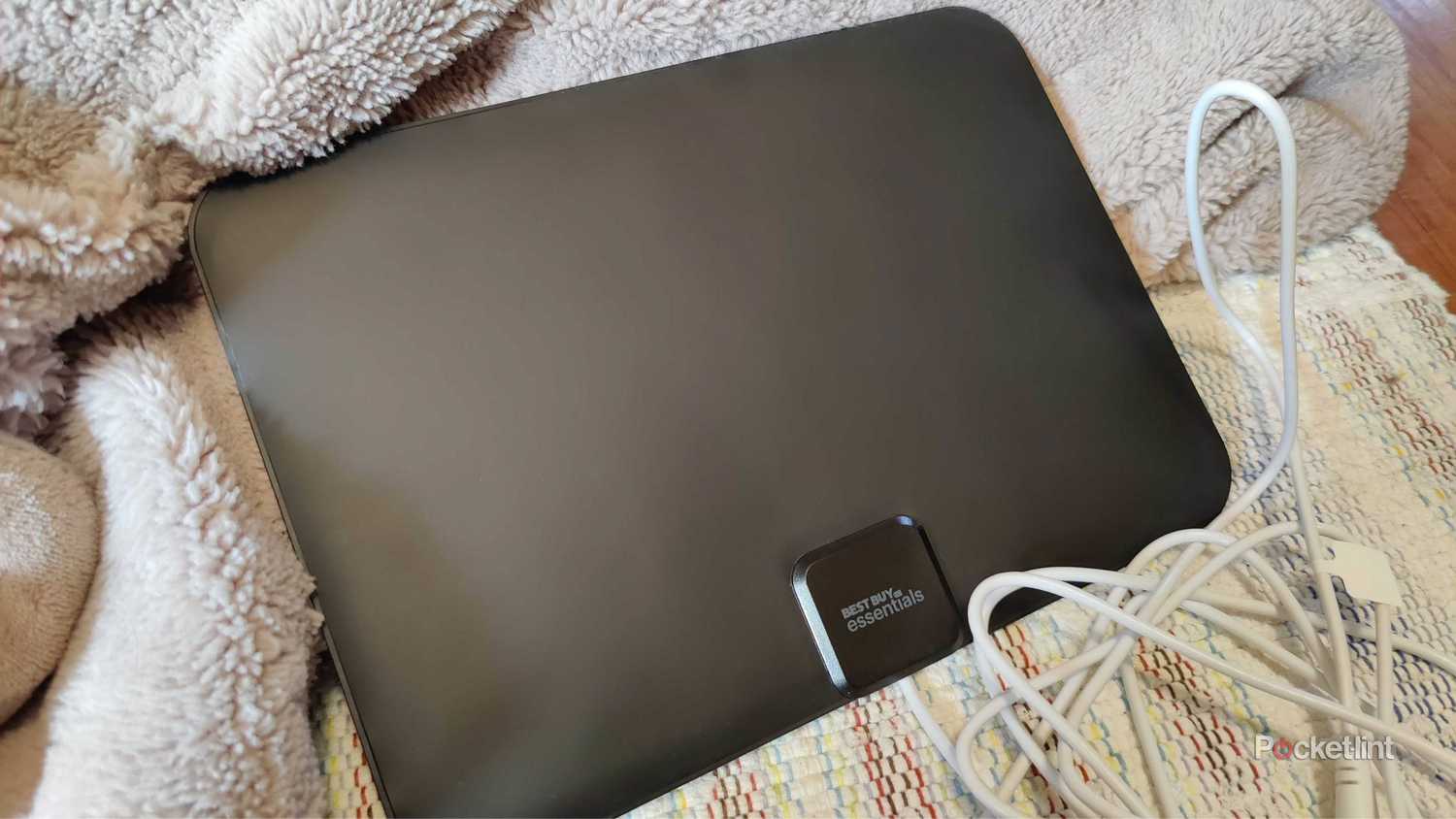 A digital TV antenna.