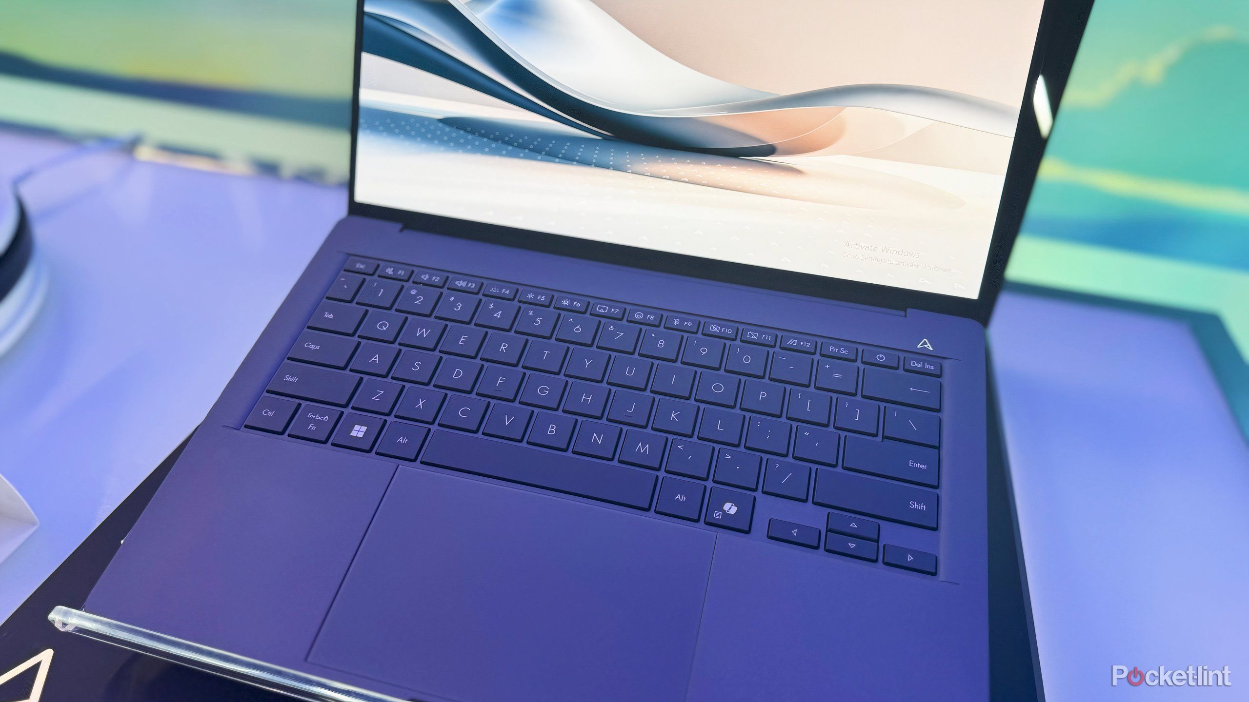 Asus is ready to take on the MacBook Air with its Zenbook A14