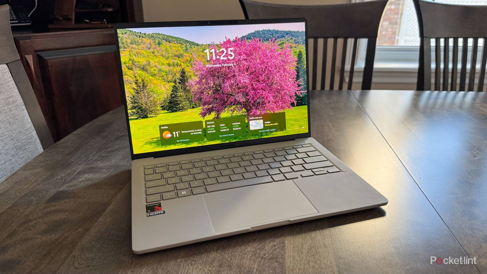The Asus Zenbook A14 is so light that going back to my MacBook Air feels  like lugging a brick